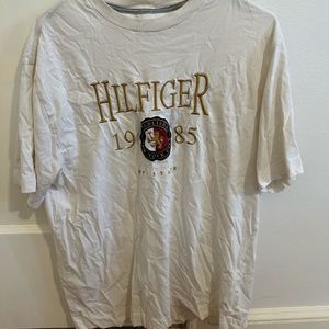 Vintage Tommy Hilfiger T Shirt